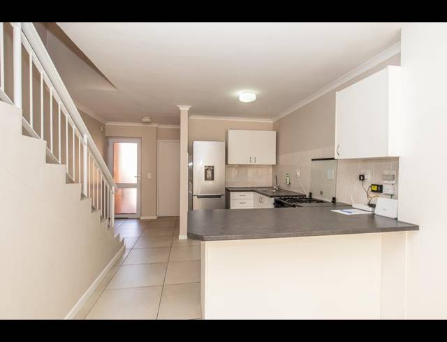 2 BEDROOM PROPERTY TO RENT IN HEATHFIELD